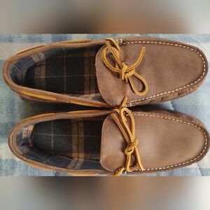 L.L.Bean mens handsewn slippers, size 10 medium, color acorn.